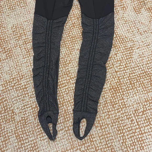 Lululemon Wunder Under Pant (Hi-Rise) (Stirrup) - Picture 3 of 7